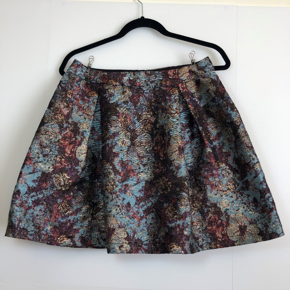 Coco + Jameson Floral Brocade Skirt M